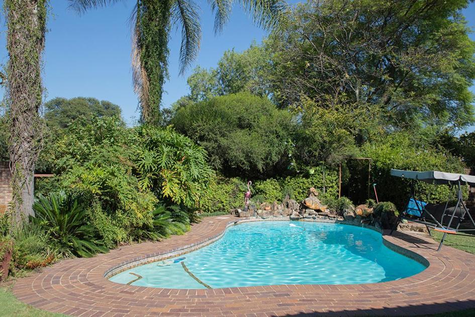 Serene Guest Manor Johannesburg Exterior photo
